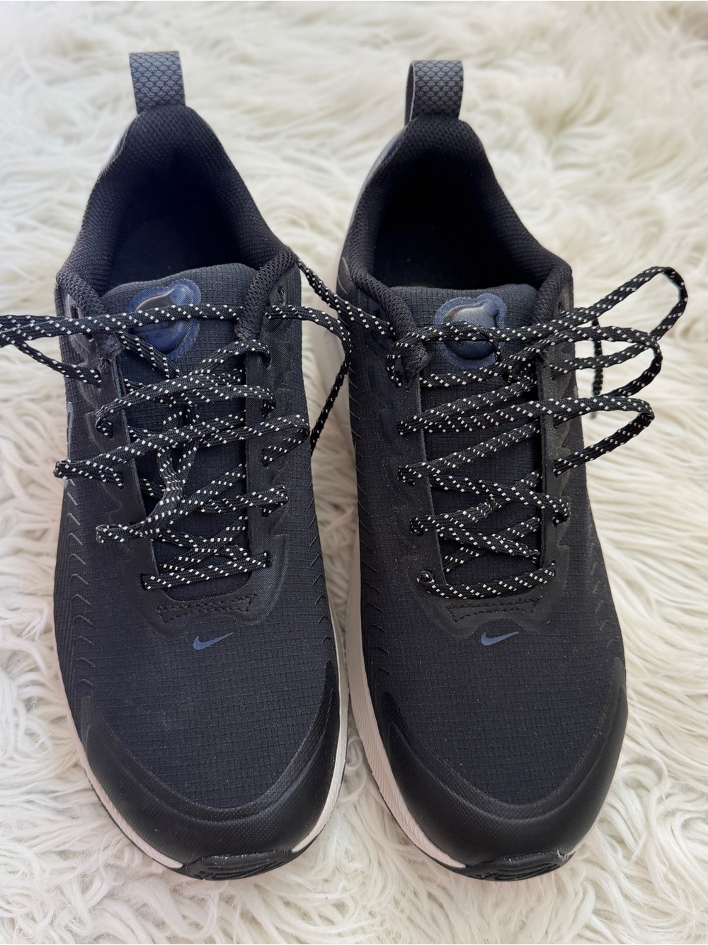 NWOB Nike Air Max Black Running Shoes Sneakers youth men’s 6.5 39